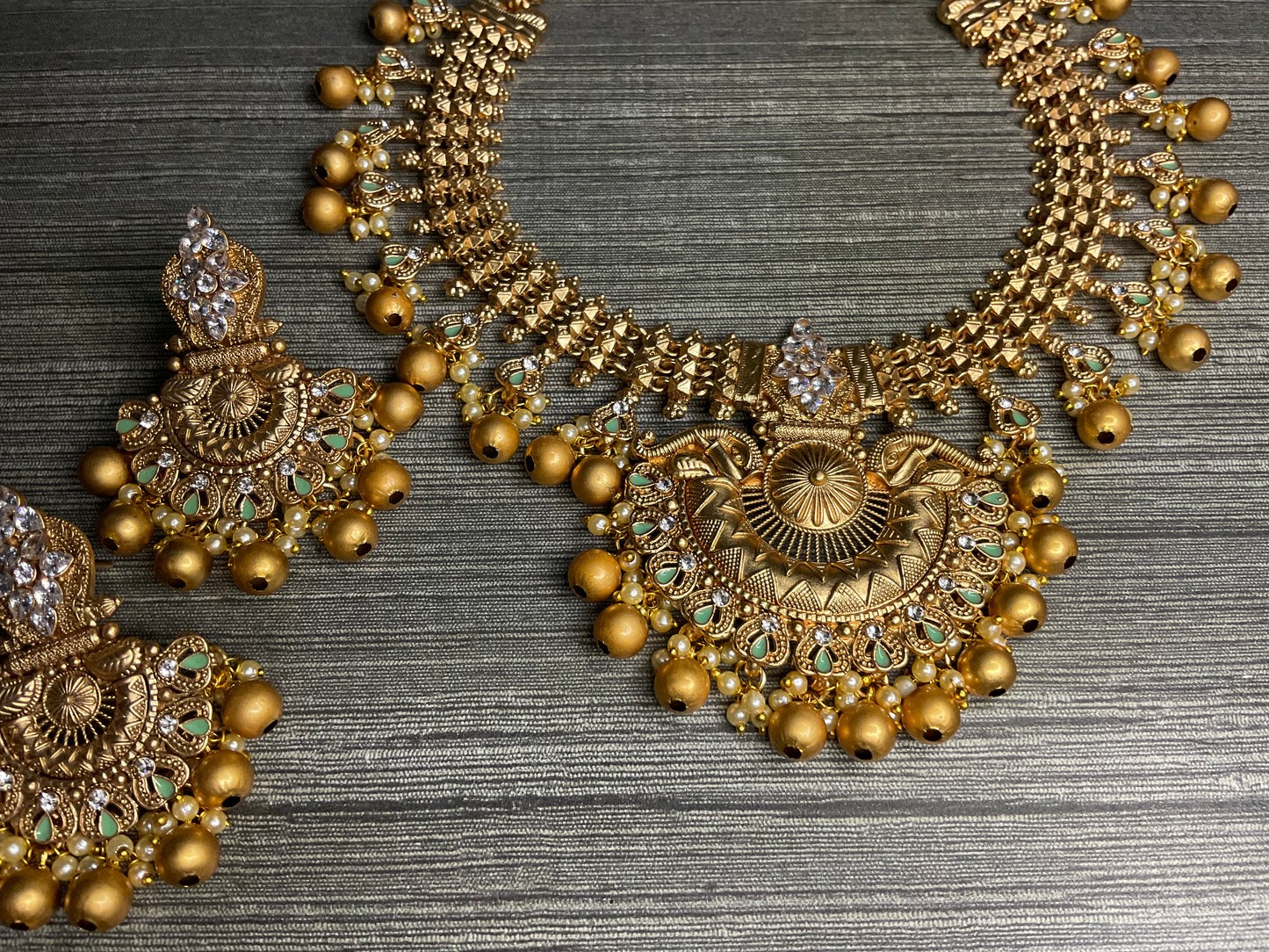 Gold Revati Necklace Set