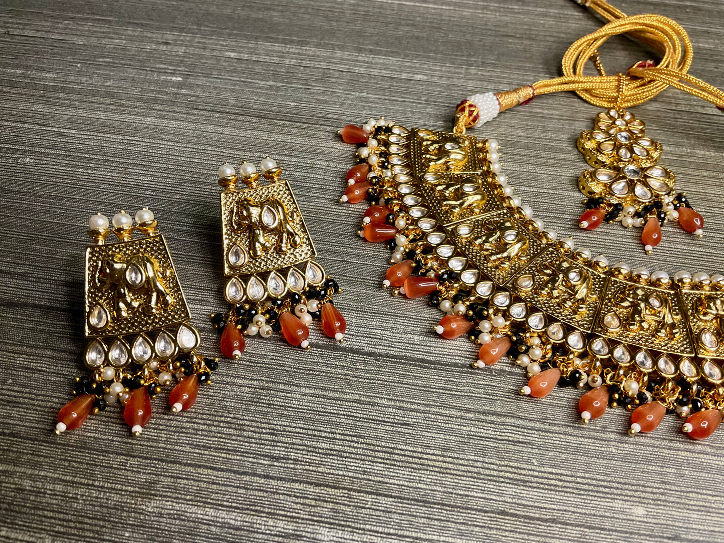 Tangerine Black Karini Necklace Set