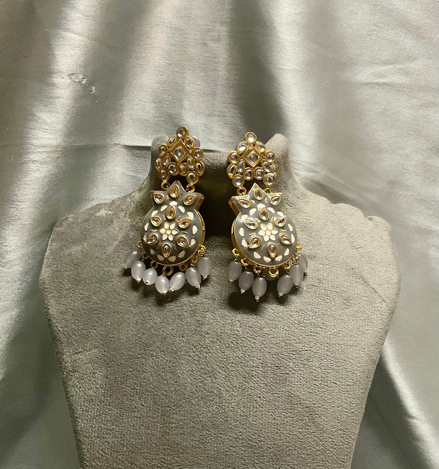 Grey Ekisha earrings