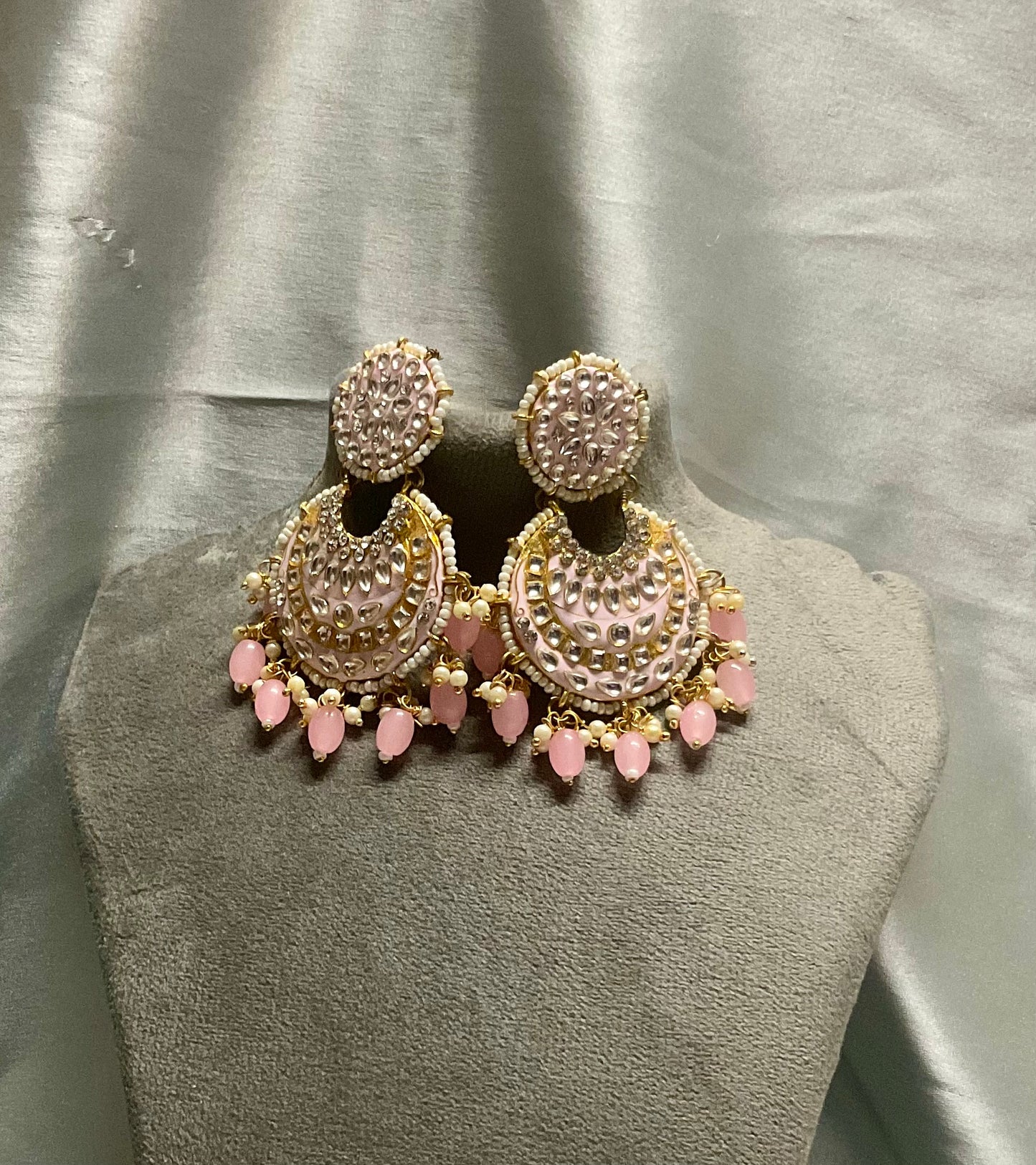 Baby Pink Tashi Chandbaalis