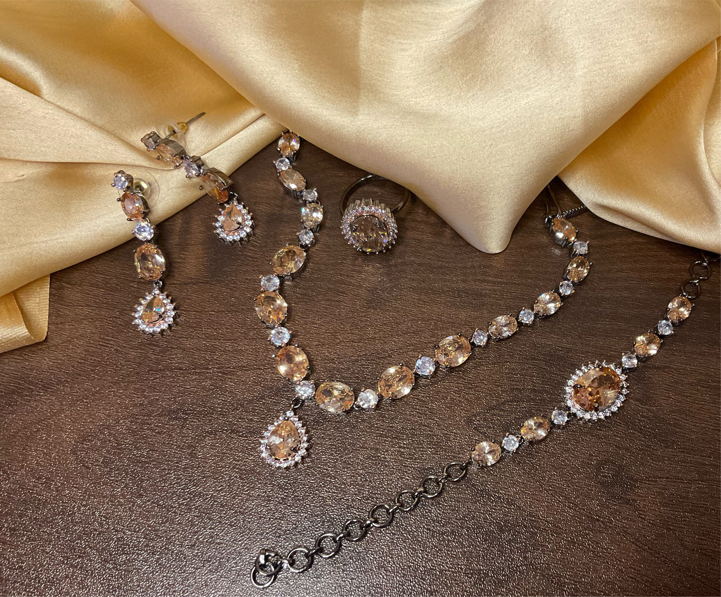 Champagne Kriya Necklace Set