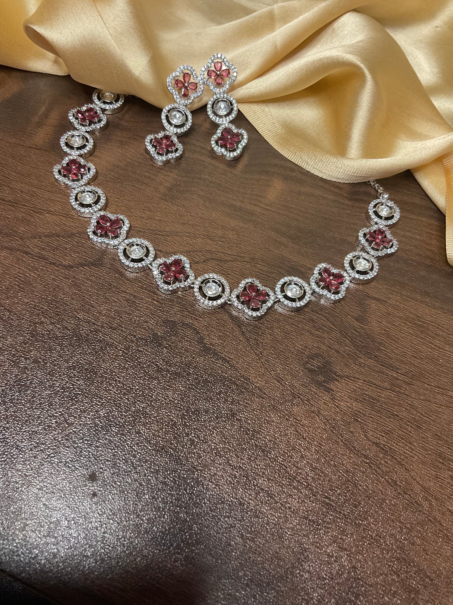 Red Yuthika Necklace Set