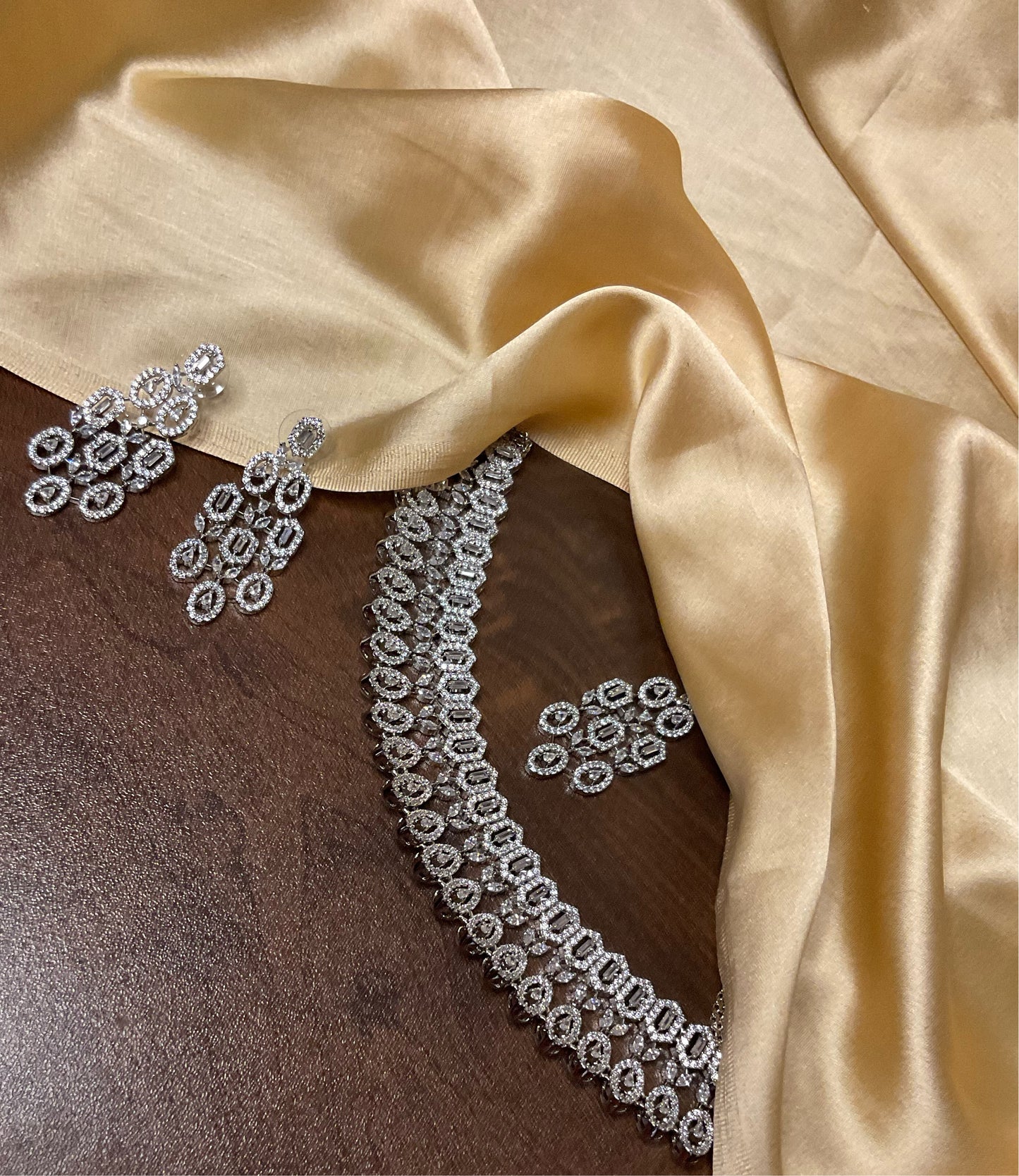 Silver Indira Necklace Set