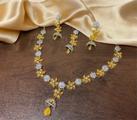 Gold/yellow Kusum Necklace Set